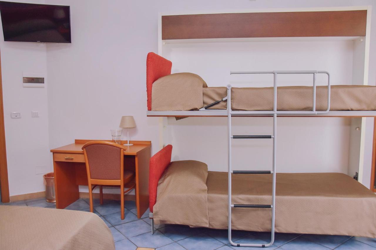Hotel Piccolo Sogno Pompei Ngoại thất bức ảnh